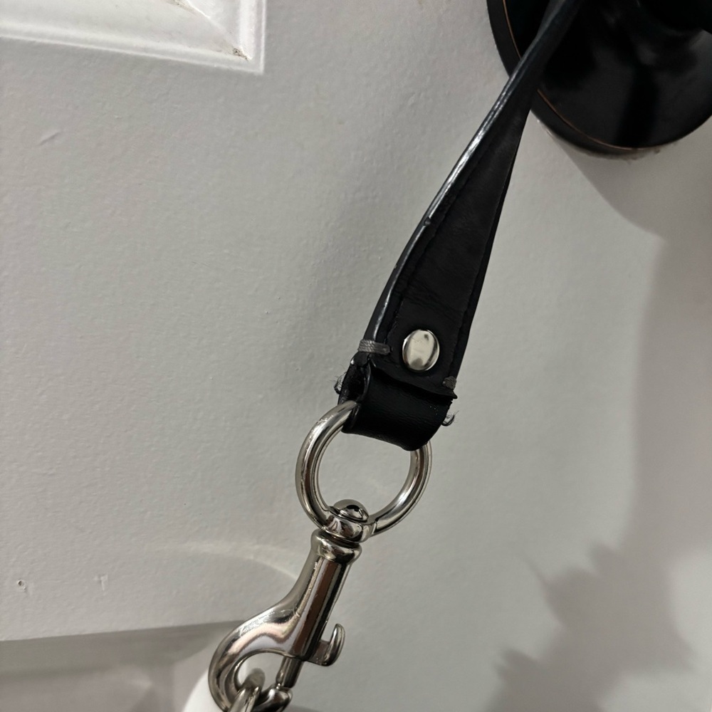 🍎🍎SOLD🍎🍎Coach black signature monogram shoulder bag - Picture 7 of 11